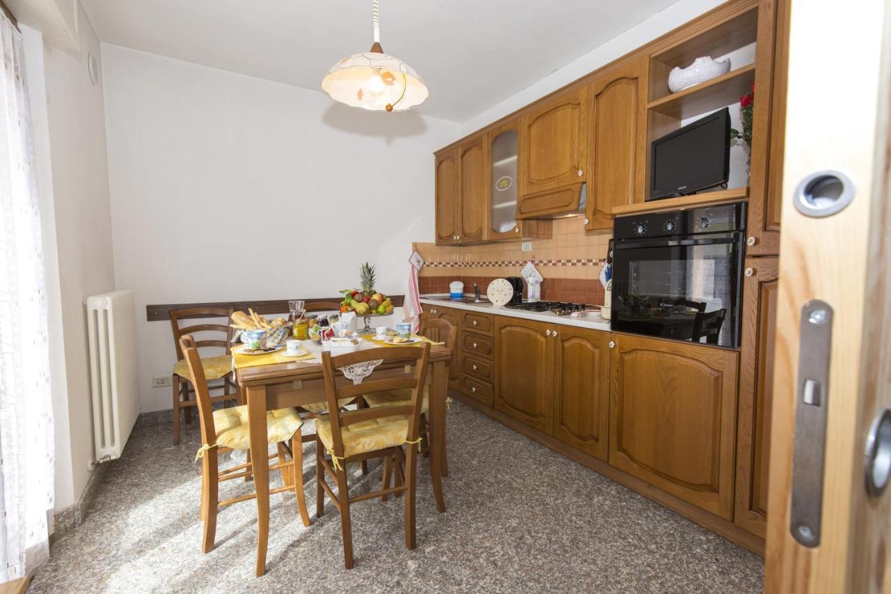 45 négyzetméteres, 1 hálószobás Apartman 1 fürdőszobával Monticelli területén Ascoli Piceno megye Kültér fotó